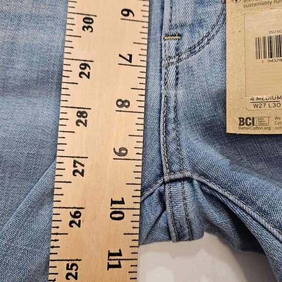 Levi's [Read] Women's Classic Straight Jeans Light Blue Size 4 (W27) - Picture 8 of 10